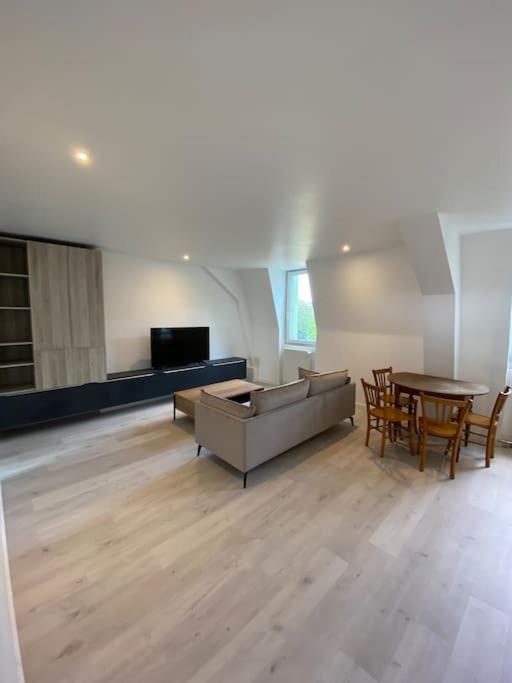 Rodez - Superbe Appartement Neuf Avec Vue Екстер'єр фото